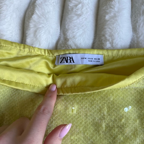 Viral Sequin Mini Skirt - Picture 3 of 5